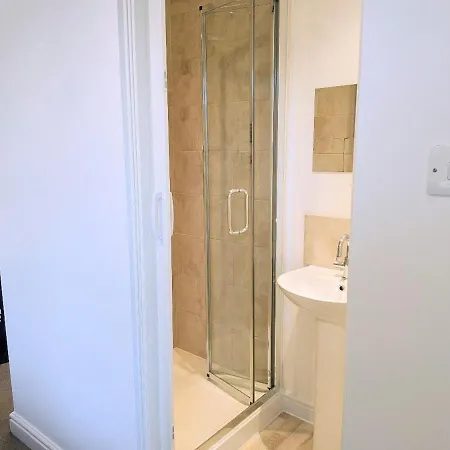 43 Sutherland * York